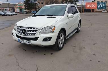 Внедорожник / Кроссовер Mercedes-Benz M-Class 2010 в Гайвороне