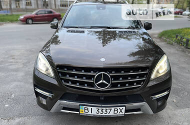 Внедорожник / Кроссовер Mercedes-Benz M-Class 2014 в Полтаве