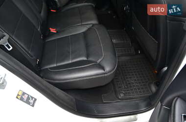 Внедорожник / Кроссовер Mercedes-Benz M-Class 2015 в 