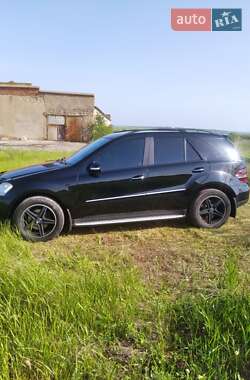 Внедорожник / Кроссовер Mercedes-Benz M-Class 2008 в Березовке