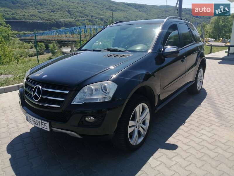 Позашляховик / Кросовер Mercedes-Benz M-Class 2009 в Вижниці