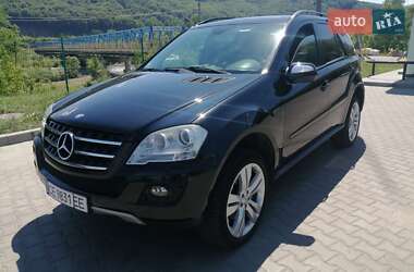 Внедорожник / Кроссовер Mercedes-Benz M-Class 2009 в Вижнице