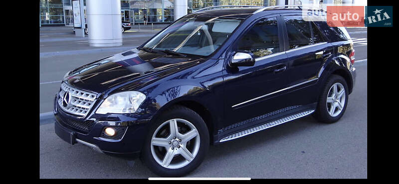 Внедорожник / Кроссовер Mercedes-Benz M-Class 2010 в Одессе