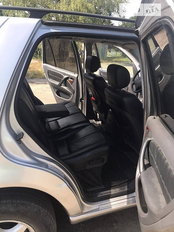Позашляховик / Кросовер Mercedes-Benz M-Class 2001 в Львові