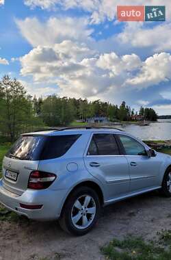 Внедорожник / Кроссовер Mercedes-Benz M-Class 2008 в Ивано-Франковске