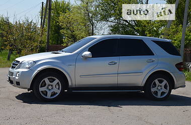 Позашляховик / Кросовер Mercedes-Benz M-Class 2006 в Павлограді