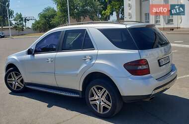 Внедорожник / Кроссовер Mercedes-Benz M-Class 2008 в 
