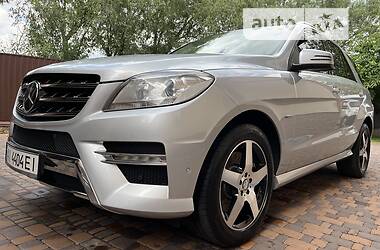 Внедорожник / Кроссовер Mercedes-Benz M-Class 2012 в Киеве