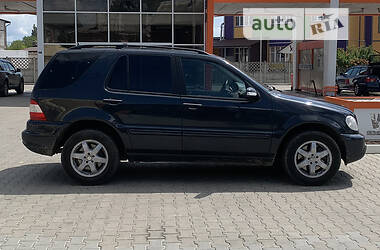 Внедорожник / Кроссовер Mercedes-Benz M-Class 2001 в Черновцах