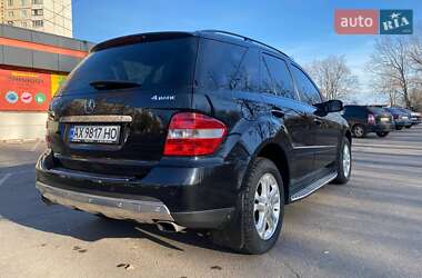 Внедорожник / Кроссовер Mercedes-Benz M-Class 2006 в 