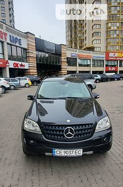 Внедорожник / Кроссовер Mercedes-Benz M-Class 2007 в 