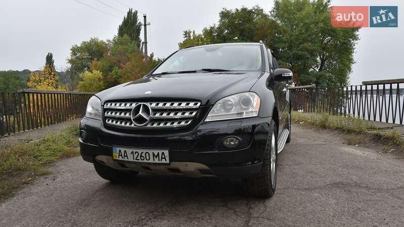 Внедорожник / Кроссовер Mercedes-Benz M-Class 2008 в Киеве