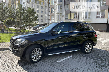 Позашляховик / Кросовер Mercedes-Benz M-Class 2013 в Івано-Франківську