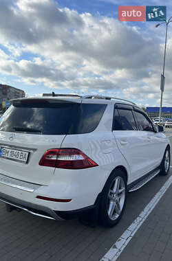 Позашляховик / Кросовер Mercedes-Benz M-Class 2013 в Глухові