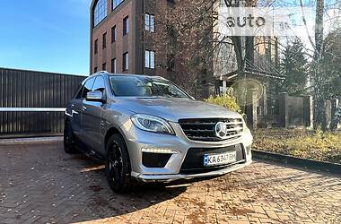 Внедорожник / Кроссовер Mercedes-Benz M-Class 2012 в Киеве