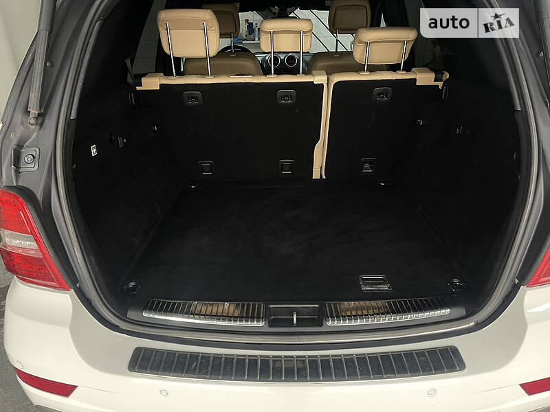 Позашляховик / Кросовер Mercedes-Benz M-Class 2010 в Тернополі фото 23 Позашляховик / Кросовер Mercedes-Benz M-Class 2010 в Тернополі