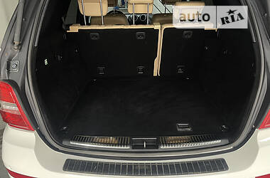 Внедорожник / Кроссовер Mercedes-Benz M-Class 2010 в 