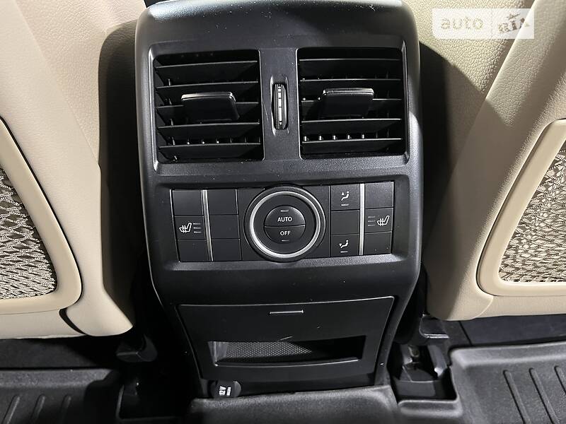 Внедорожник / Кроссовер Mercedes-Benz M-Class 2012 в Киеве
