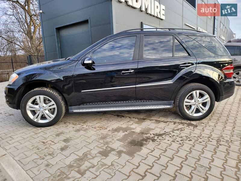 Mercedes-Benz M-Class 2008