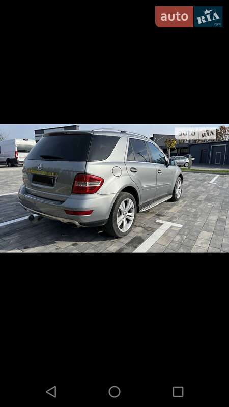 Внедорожник / Кроссовер Mercedes-Benz M-Class 2010 в Кременчуге фото 27 Внедорожник / Кроссовер Mercedes-Benz M-Class 2010 в Кременчуге