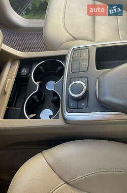 Внедорожник / Кроссовер Mercedes-Benz M-Class 2012 в Хмельнике