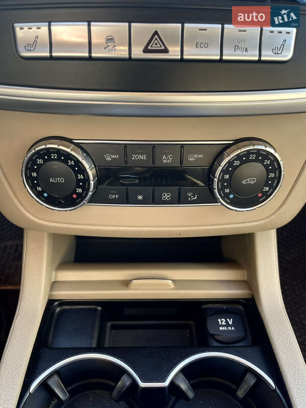 Внедорожник / Кроссовер Mercedes-Benz M-Class 2012 в Хмельнике