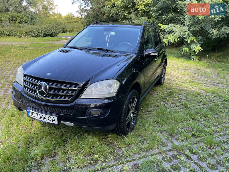 Внедорожник / Кроссовер Mercedes-Benz M-Class 2008 в Рожнятове