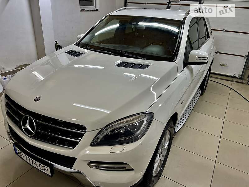 Внедорожник / Кроссовер Mercedes-Benz M-Class 2012 в Тячеве