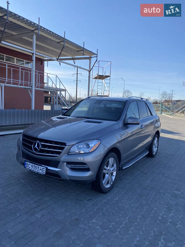 Позашляховик / Кросовер Mercedes-Benz M-Class 2014 в Львові