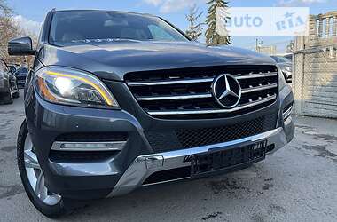 Внедорожник / Кроссовер Mercedes-Benz M-Class 2012 в 