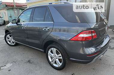 Внедорожник / Кроссовер Mercedes-Benz M-Class 2012 в 