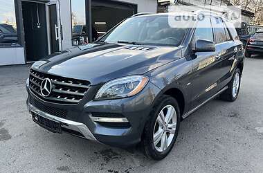 Внедорожник / Кроссовер Mercedes-Benz M-Class 2012 в 