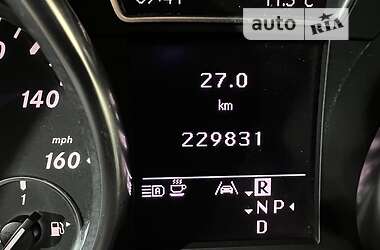 Внедорожник / Кроссовер Mercedes-Benz M-Class 2012 в 