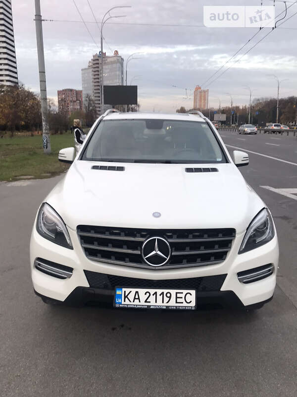 Mercedes-Benz M-Class 2012