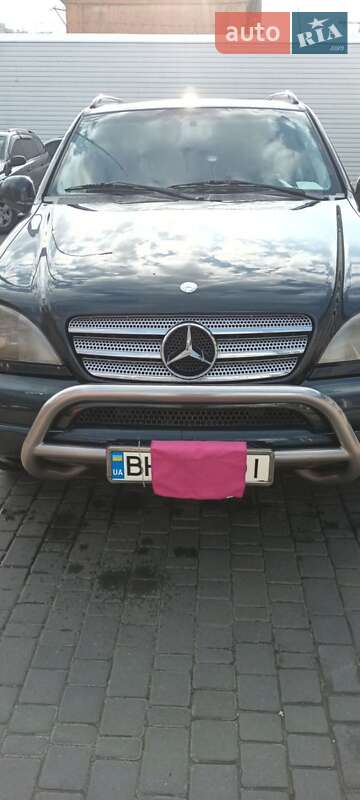 Позашляховик / Кросовер Mercedes-Benz M-Class 1999 в Одесі