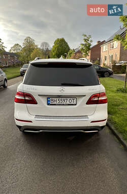Внедорожник / Кроссовер Mercedes-Benz M-Class 2014 в 