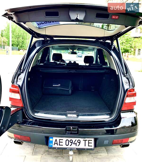 Внедорожник / Кроссовер Mercedes-Benz M-Class 2011 в Днепре