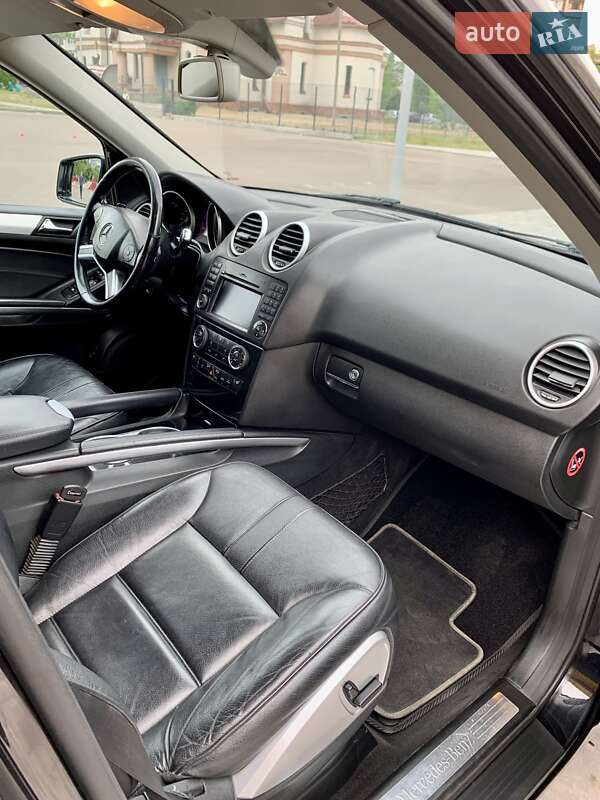 Внедорожник / Кроссовер Mercedes-Benz M-Class 2011 в Днепре