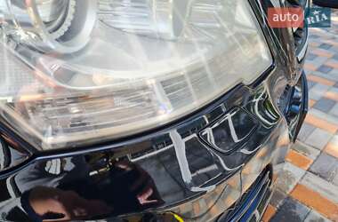 Внедорожник / Кроссовер Mercedes-Benz M-Class 2011 в 