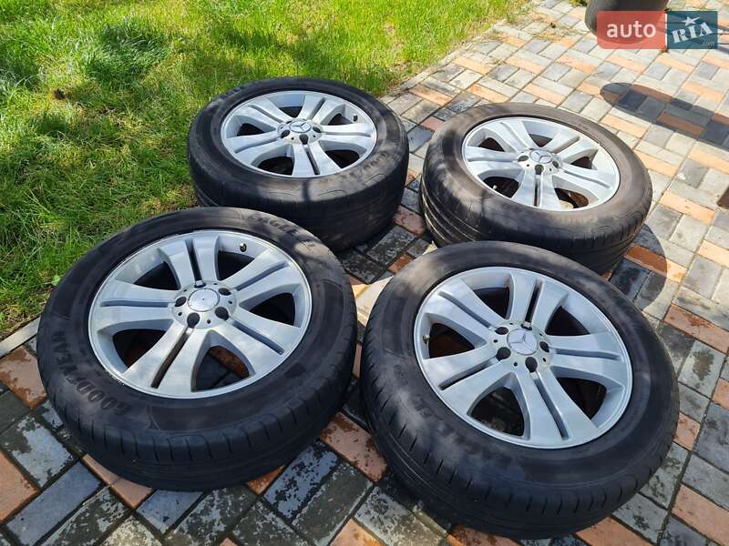 Внедорожник / Кроссовер Mercedes-Benz M-Class 2011 в Боярке