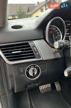 Внедорожник / Кроссовер Mercedes-Benz M-Class 2011 в 