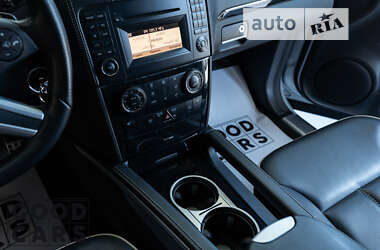 Позашляховик / Кросовер Mercedes-Benz M-Class 2011 в 