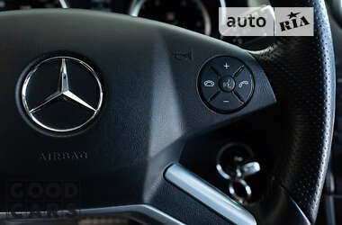 Позашляховик / Кросовер Mercedes-Benz M-Class 2011 в 