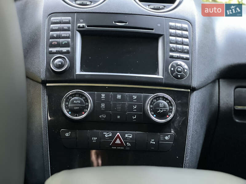 Внедорожник / Кроссовер Mercedes-Benz M-Class 2010 в Межгорье