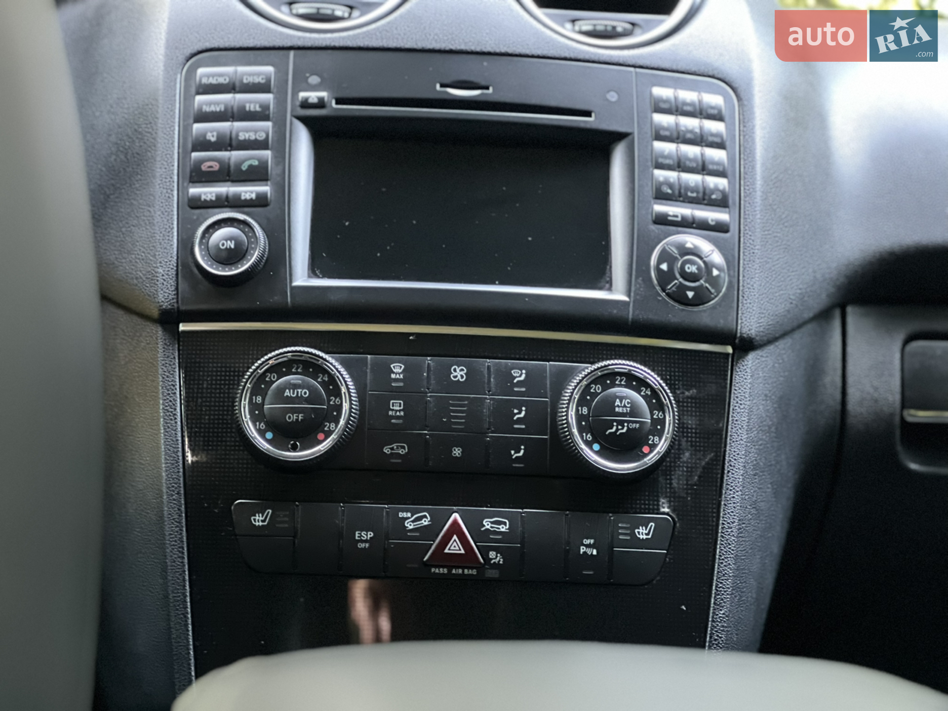 2010 Mercedes-Benz M-klasse - мініатюра 47