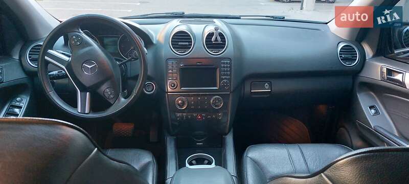 Внедорожник / Кроссовер Mercedes-Benz M-Class 2009 в Львове
