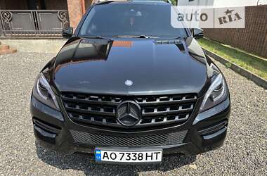 Внедорожник / Кроссовер Mercedes-Benz M-Class 2013 в 