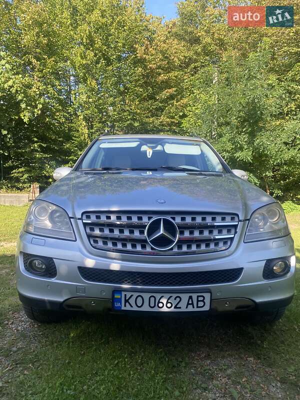 Внедорожник / Кроссовер Mercedes-Benz M-Class 2008 в Иршаве