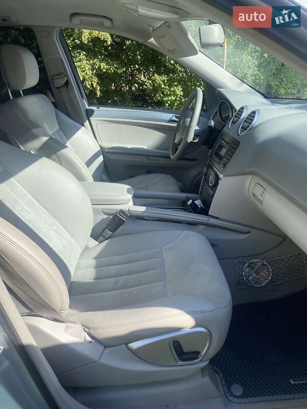 Внедорожник / Кроссовер Mercedes-Benz M-Class 2008 в Иршаве