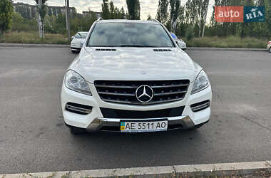 Внедорожник / Кроссовер Mercedes-Benz M-Class 2013 в Кривом Роге